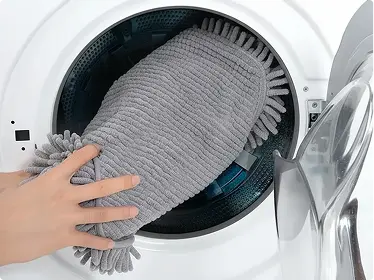 Wash on Cold in a Spin Cycle